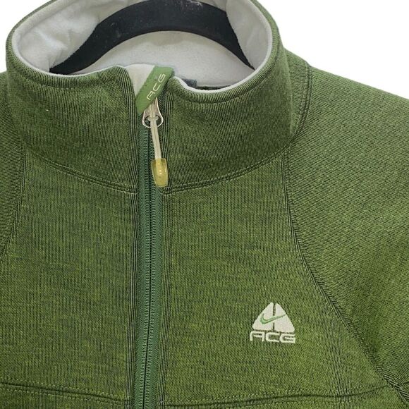 Nike ACG Wm’s Sz Med Green Lightweight Full Zip Fitted Athletic Jacket - Picture 2 of 5